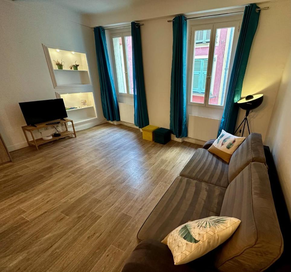 Romantique - Neaspace Vieux Appartement